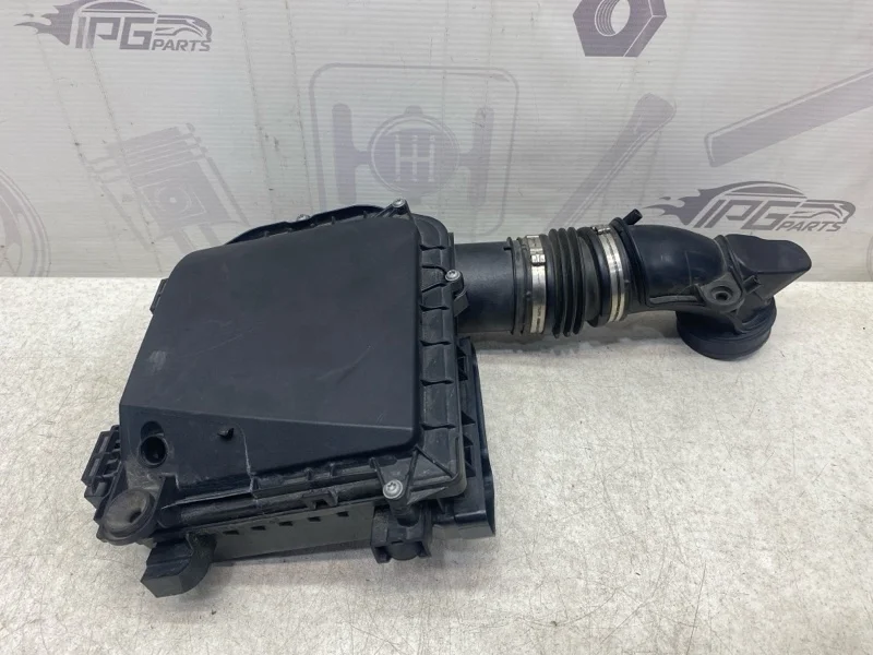 Корпус воздушного фильтра левый Mercedes-benz CLS 2014 X218