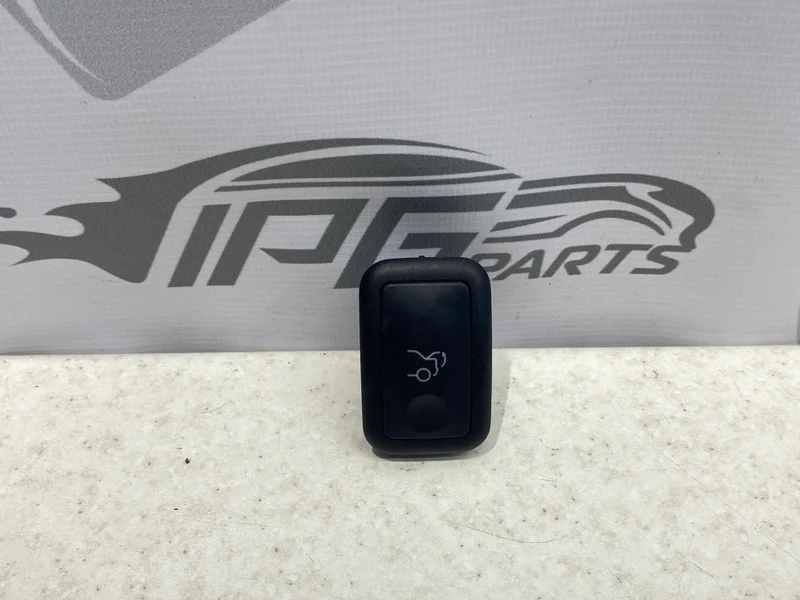 Кнопка крышки багажника Mercedes-benz 2007 W204