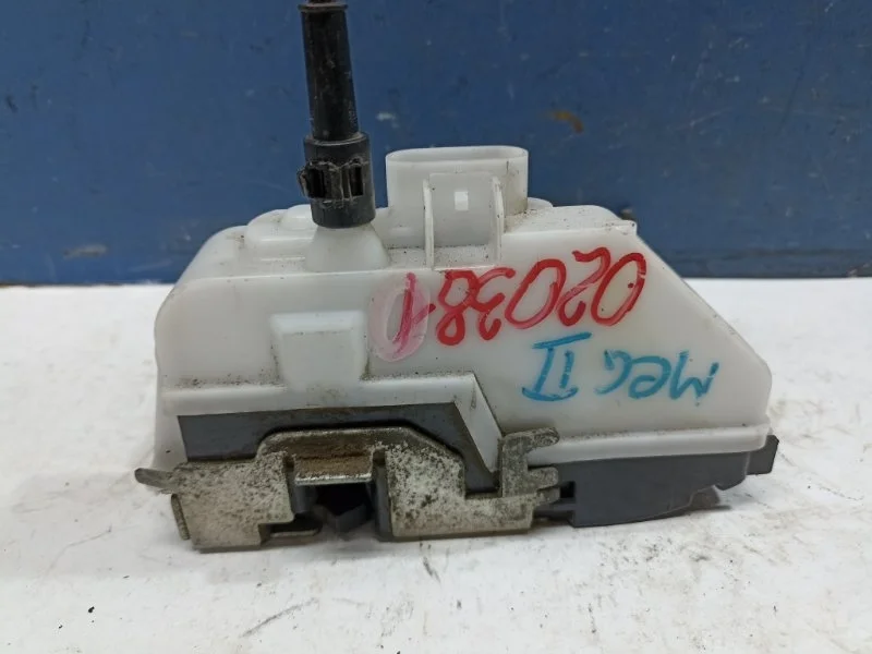 Замок двери Renault Megane 2 2008 8200027776, передний левый