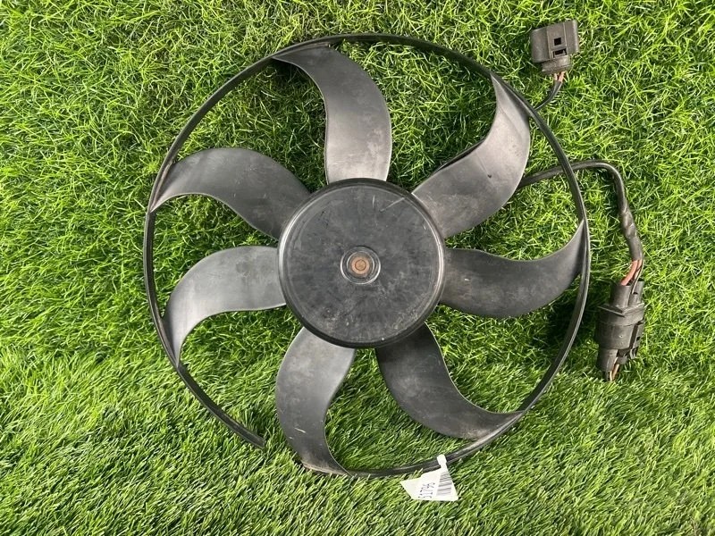 Вентилятор охлаждения двигателя Volkswagen Passat 2008 1K0959455N B6 BZB 1.8T
