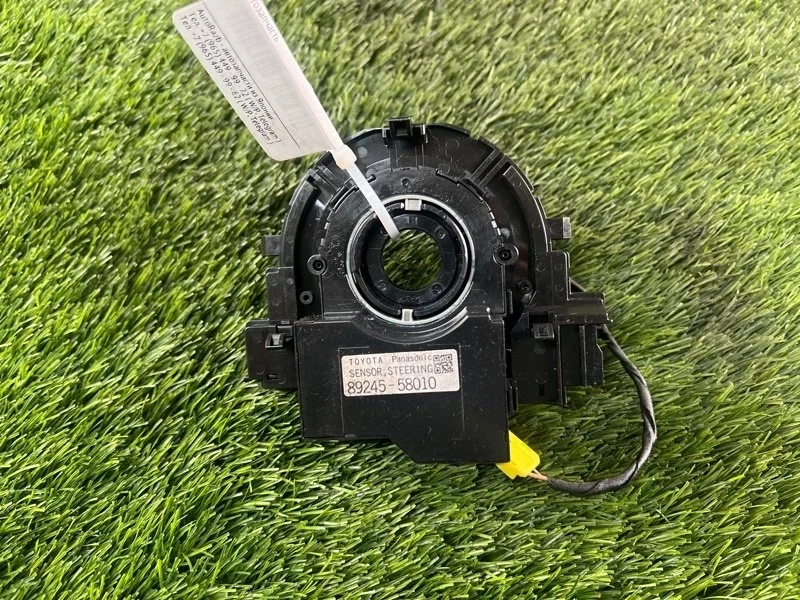 Переключатель подрулевой Lexus RX450h 2021 8924558010 GYL25 2GR-FXS