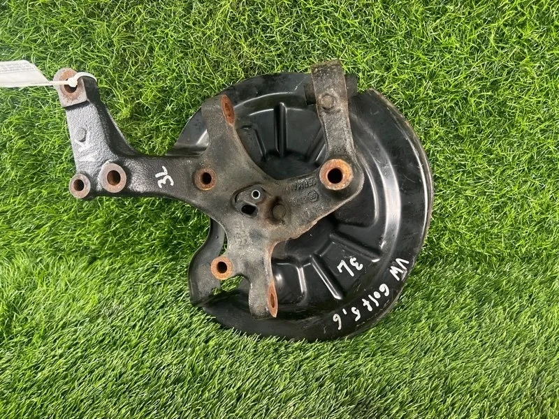 Кулак поворотный Volkswagen Golf Plus 2007 1T0615611B 5M BVY 2.0, задний левый