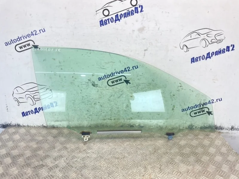 стекло боковое toyota corolla 2008 ZZE150L 4ZZFE