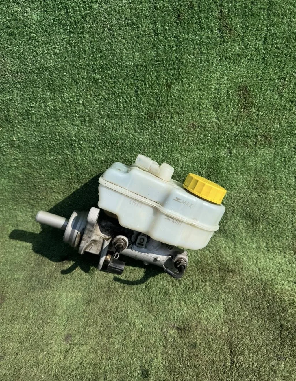 Б.у. цилиндр главный тормозной SKODA RAPID SKODA RAPID