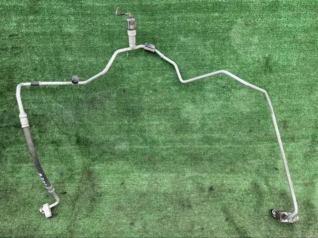 Б.у. трубка кондиционера тонкая SKODA RAPID SKODA RAPID