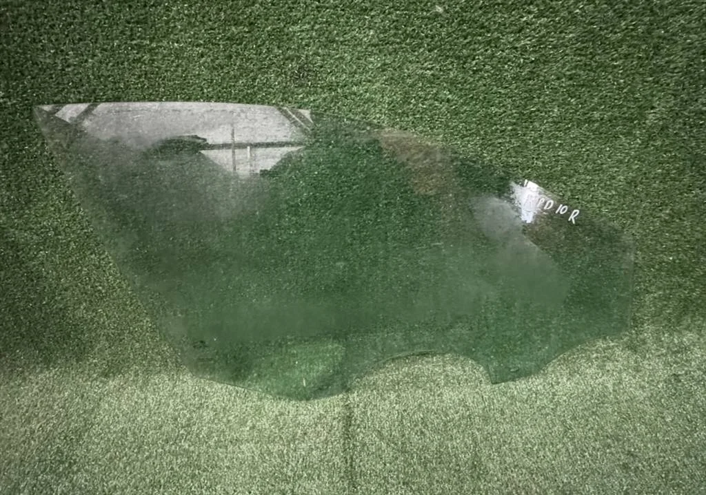 Б.у. стекло двери SKODA RAPID SKODA RAPID