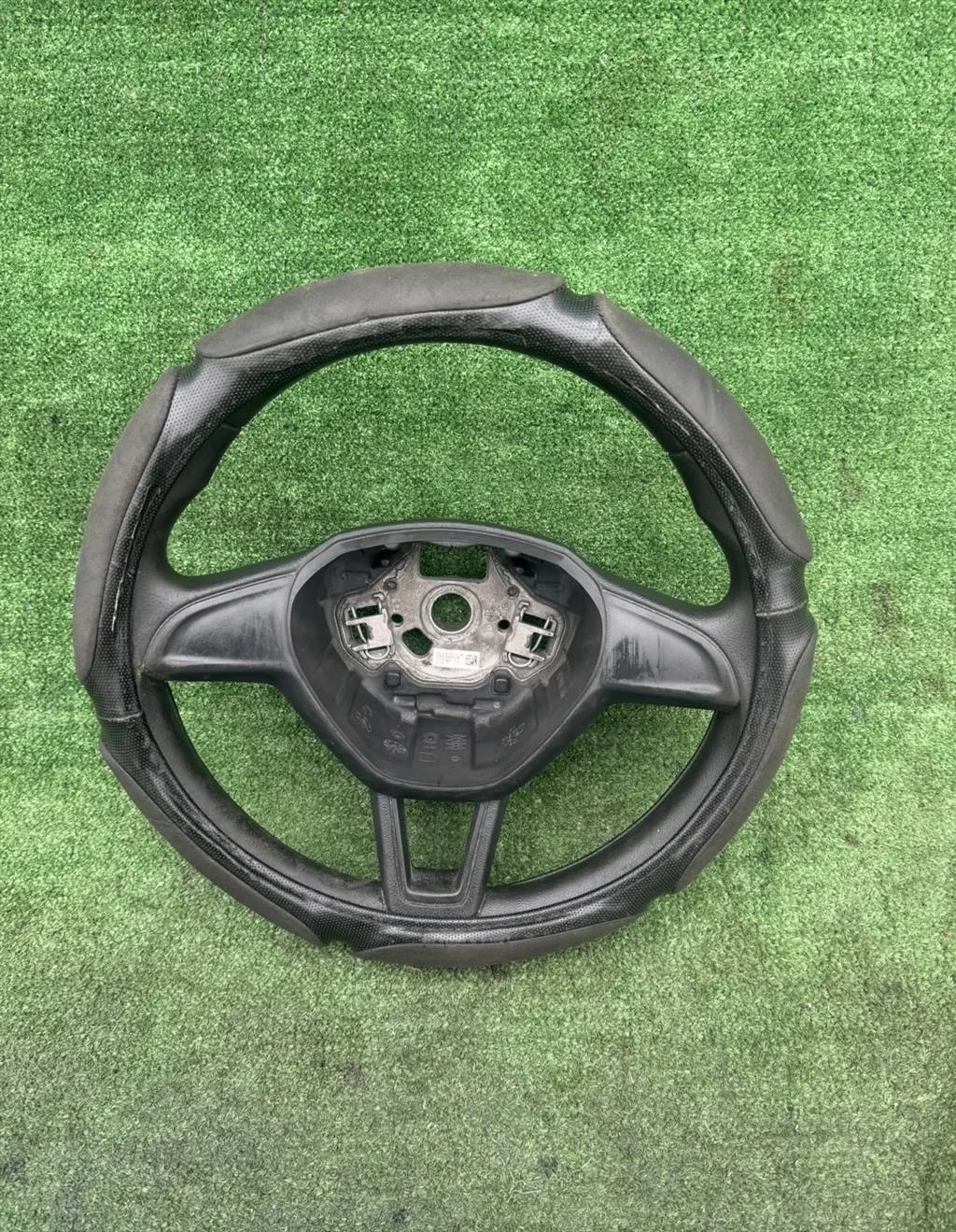 Б.у. руль SKODA RAPID SKODA RAPID