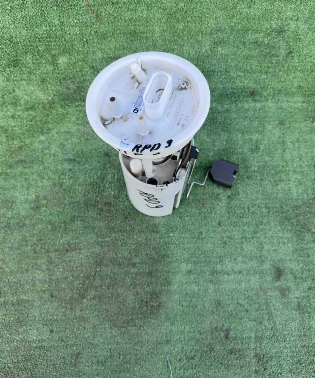 Б.у. насос топливный SKODA RAPID SKODA RAPID