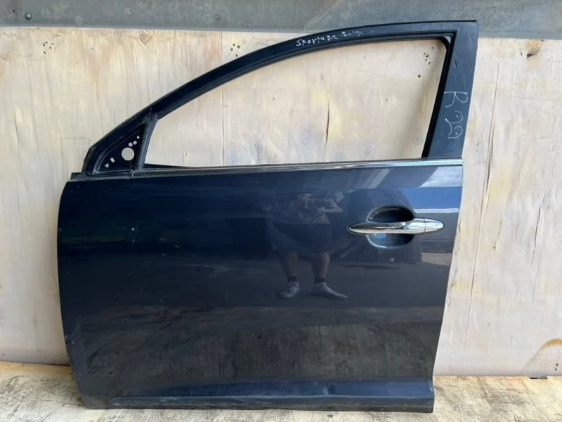 Дверь боковая Kia Sportage 2011 760033W000 SL D4HA, передняя левая