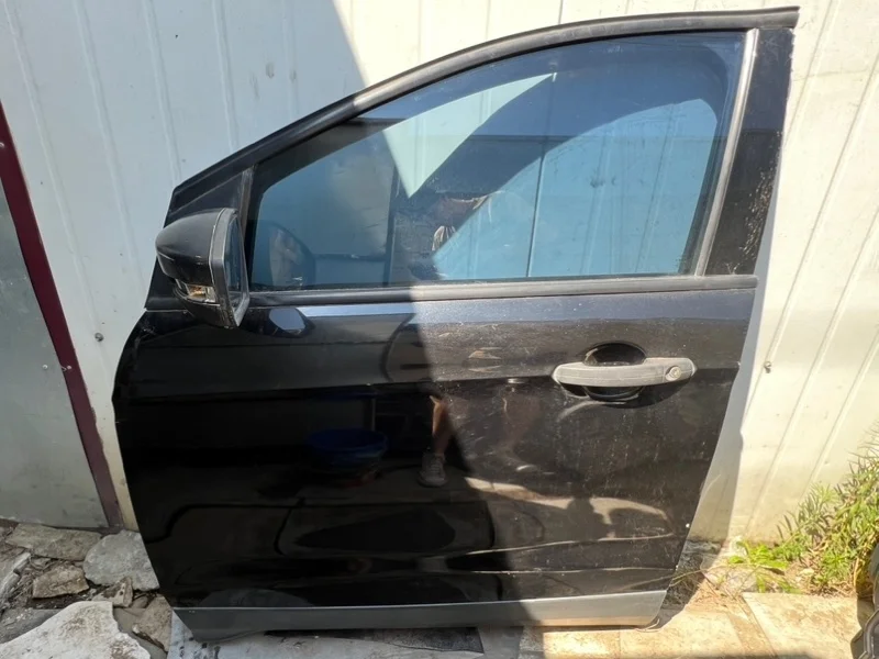 Дверь боковая Ford Escape 2013 CJ5Z7820125A TM2, передняя левая