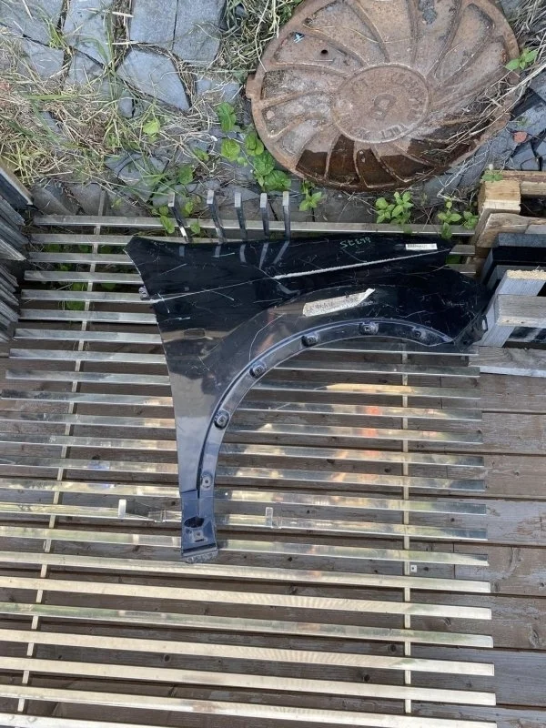 Крыло Nissan Qashqai F31004EAMB J11, переднее правое