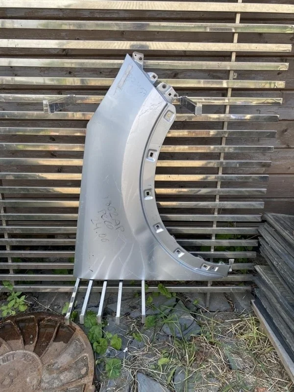 Крыло Kia Sportage 663213W000 3, переднее правое