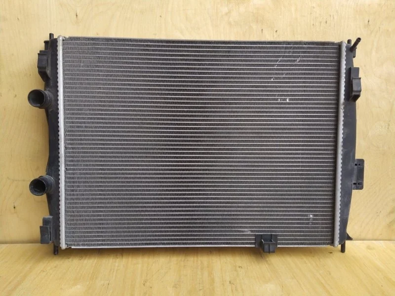 Радиатор охлаждения двигателя Nissan Dualis 2007 NJ10