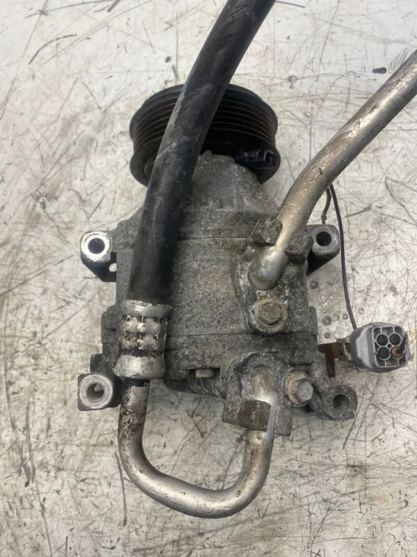 Компрессор кондиционера Toyota Corolla 883201A481 120 3ZZFE