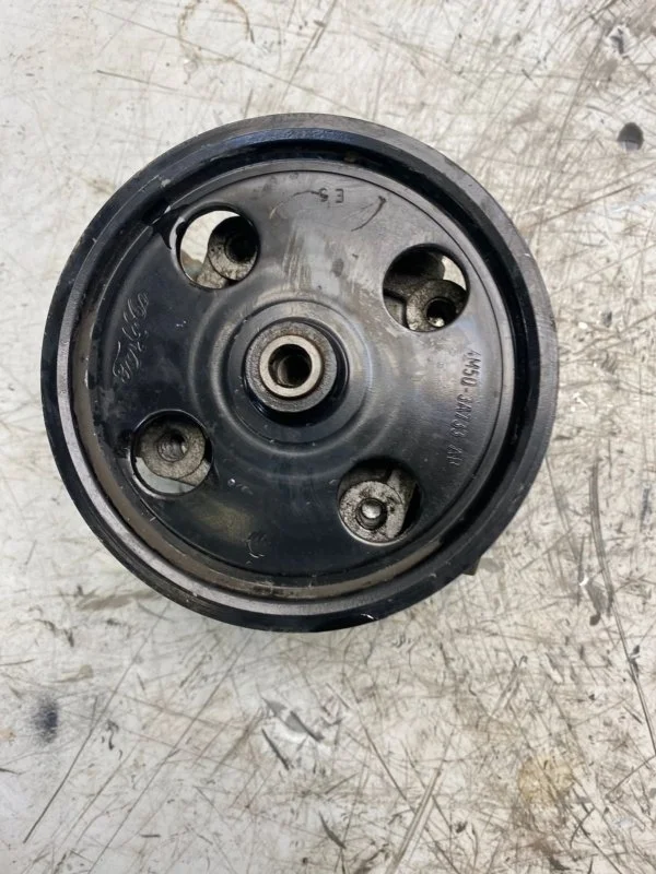 Насос гур Ford Focus 2