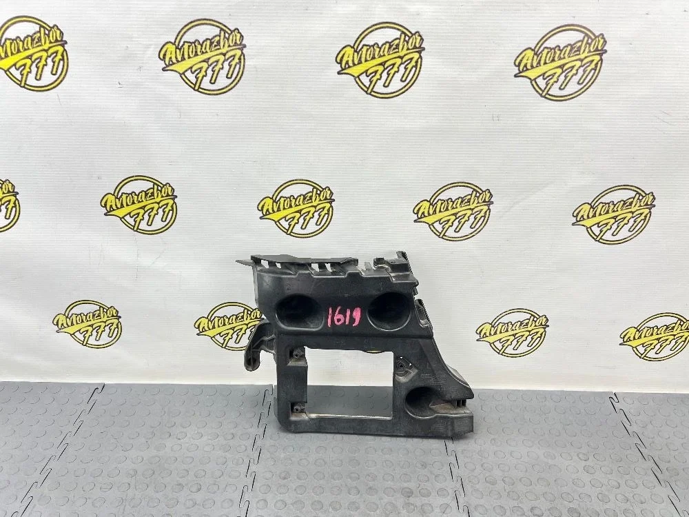 Кронштейн заднего бампера левый Audi A6 C7 рестайлинг (2014—2018)