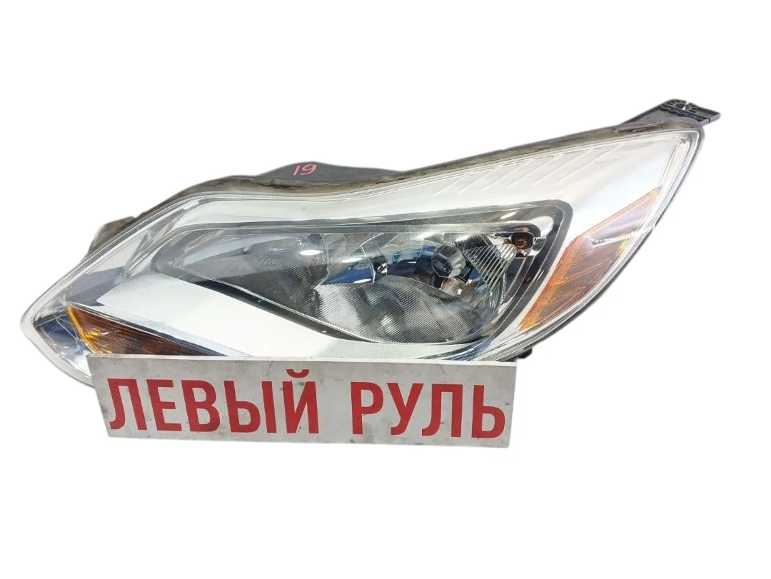 Фара Ford Focus 2014 CB8