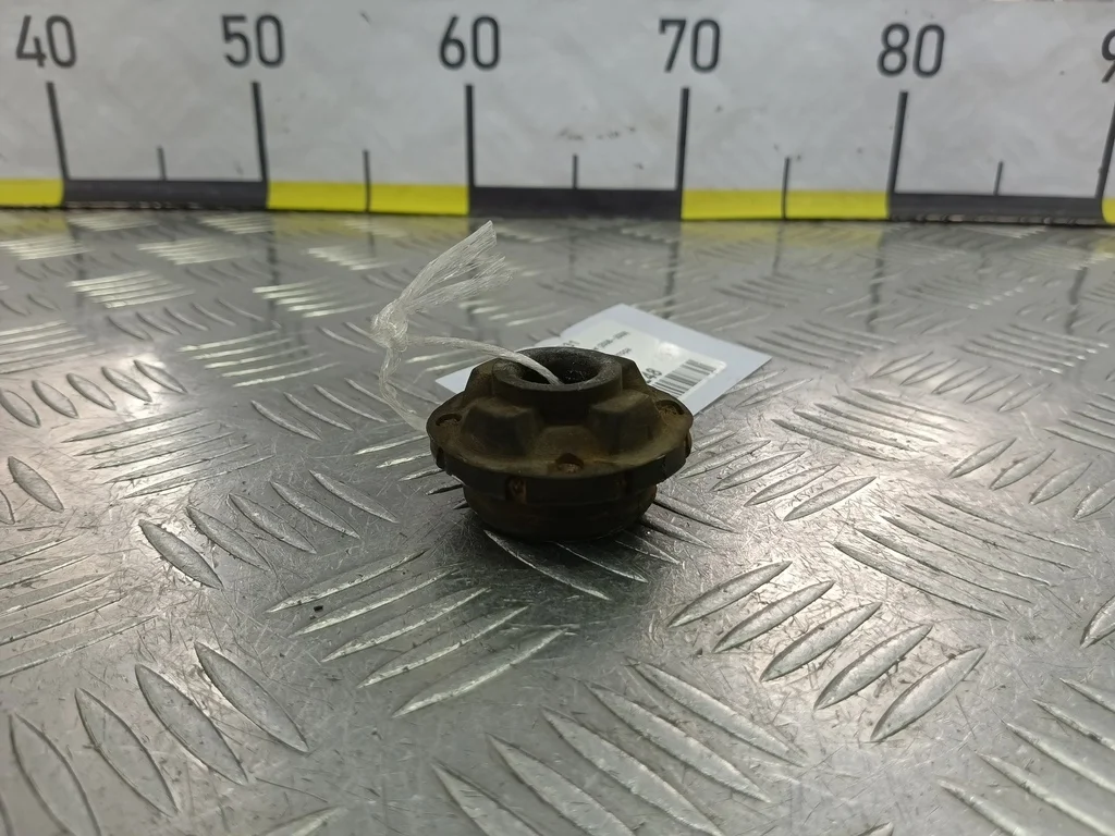 Подушка радиатора MAZDA 3 BK рестайлинг (2006—200