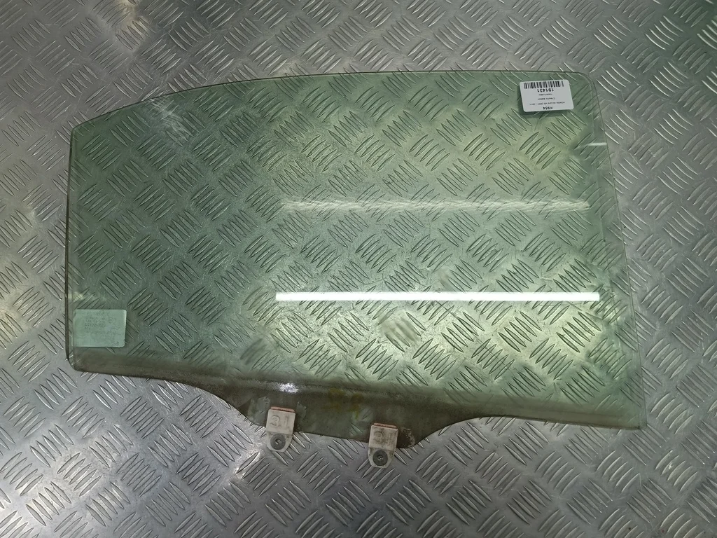 Стекло двери заднее правое HONDA Accord VIII (200