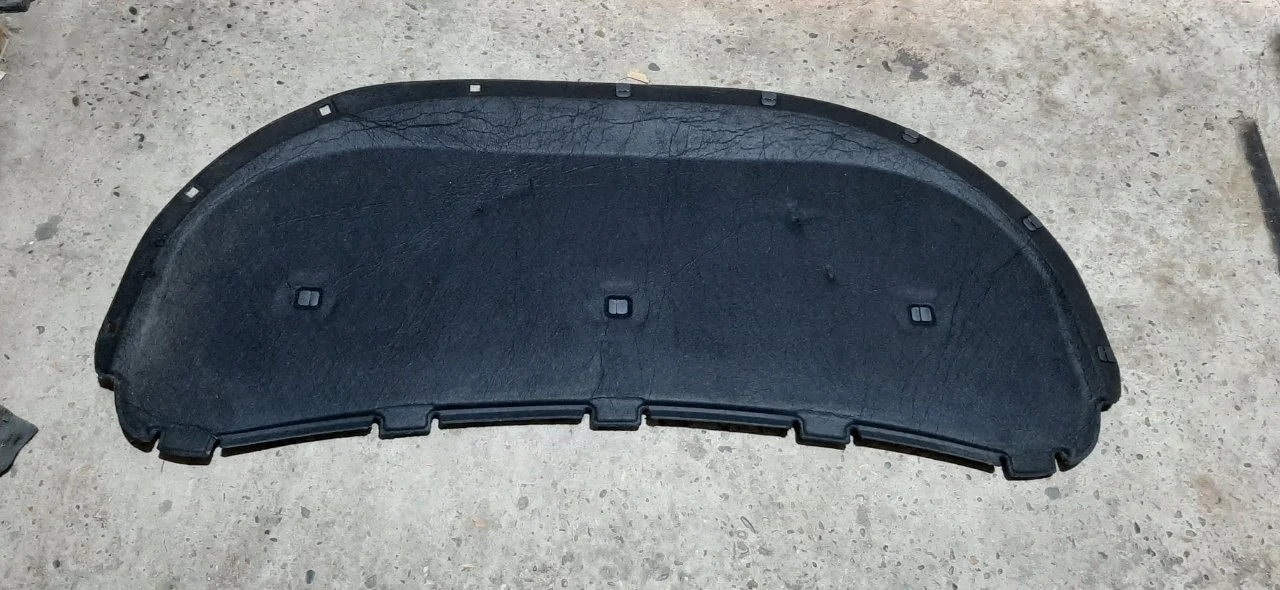 Шумоизоляция капота Skoda Fabia 2 5J0863831, передняя