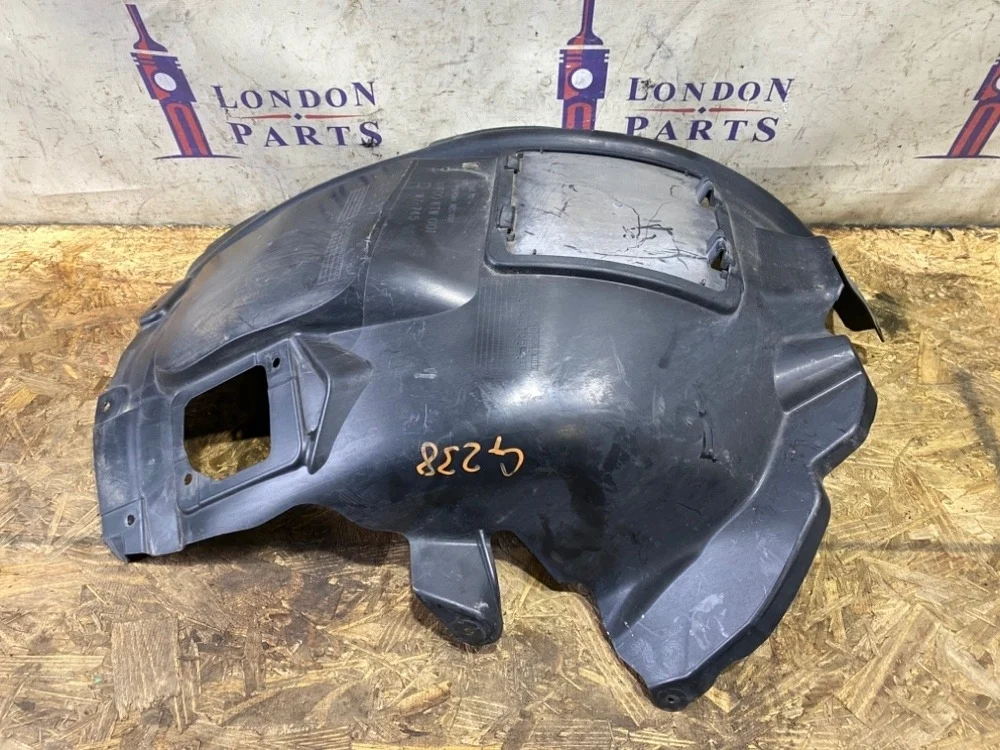 Подкрылок BMW X3 G01