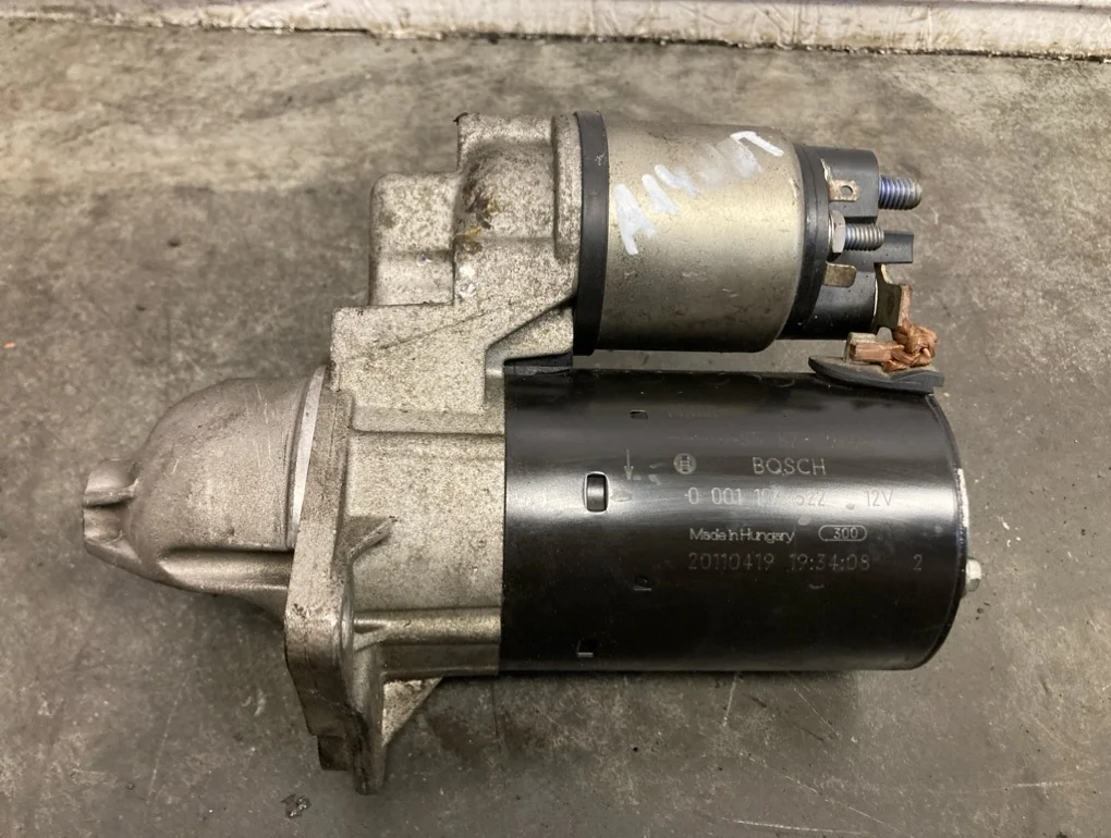 Стартер Opel Astra 2011 J