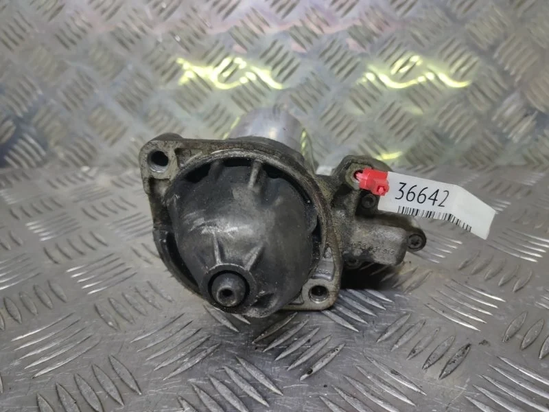 Стартер Mercedes-Benz