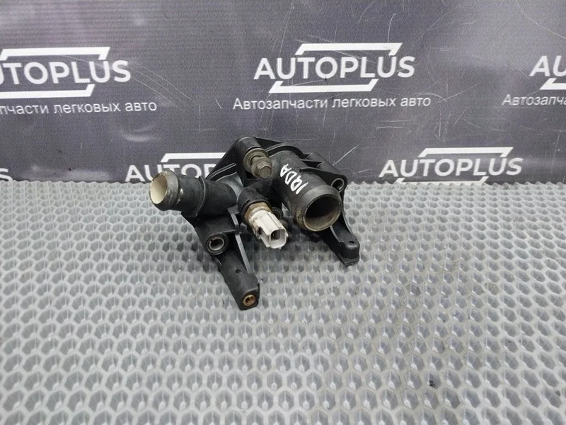 Фланец системы охлаждения Ford Focus 7M5G8K556AC ХЭТЧБЕК 1.6 IQDA