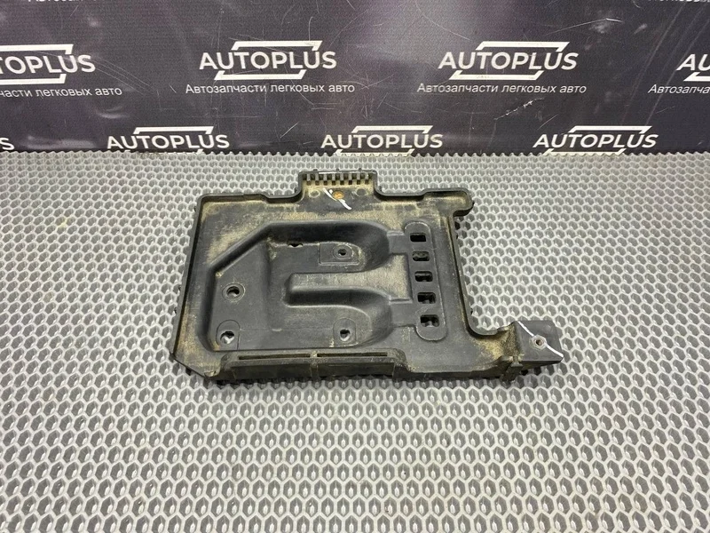 Площадка под АКБ Kia Ceed 2011 371502H100 ED УНИВЕРСАЛ G4GC