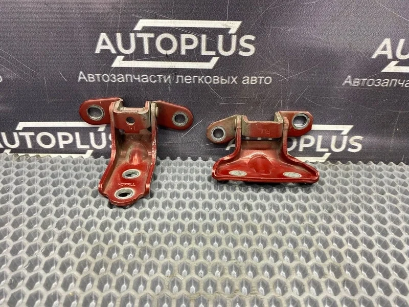 Дверные петли Kia Ceed 2006-2010 793102H000 ХЕТЧБЕК 1.6 G4FC, заднее левое