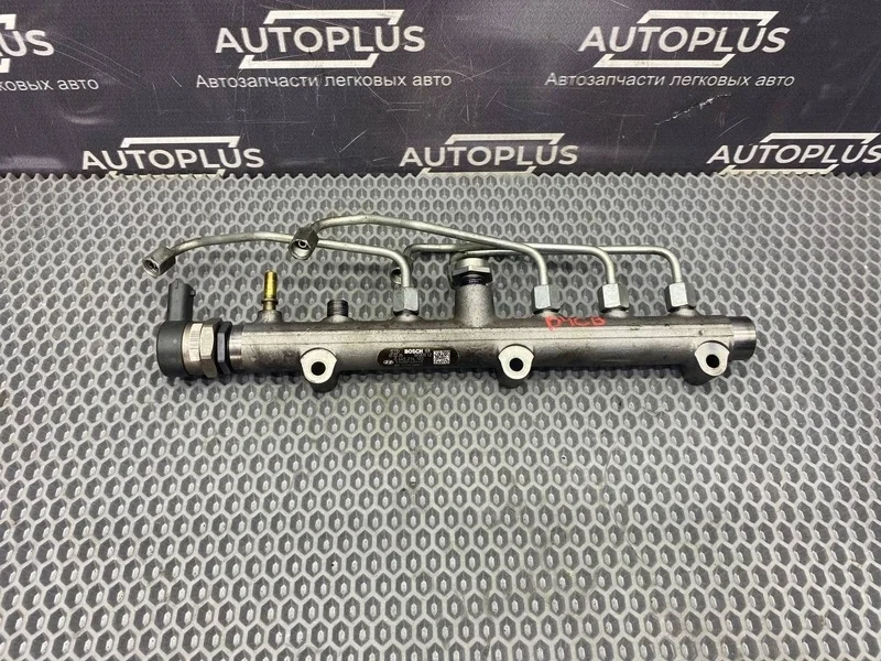 Топливная рампа Kia Sorento 2005 314004A440 ВНЕДОРОЖНИК D4CB