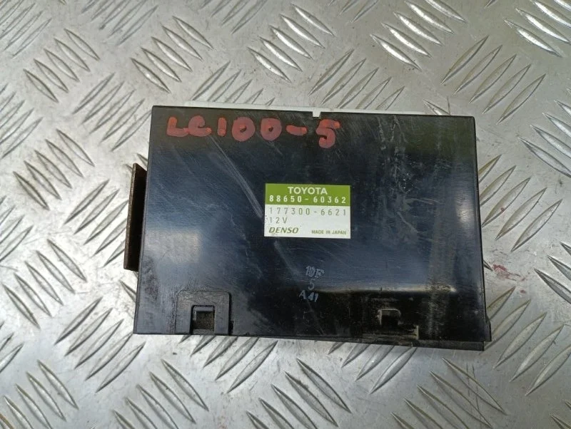 Блок электронный Toyota Land Cruiser (100) 1998-2007 2004 8865060362 ВНЕДОРОЖНИК 4.7 I 2UZFE