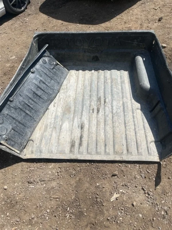 Вкладыш в кузов пикапа Toyota Hilux (2005-2015) 2012 ПИКАП 2.5 D 2KDFTV