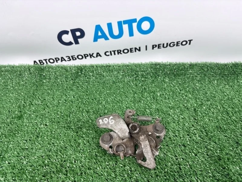 Замок капота Peugeot 206 2007 3D Хетчбек