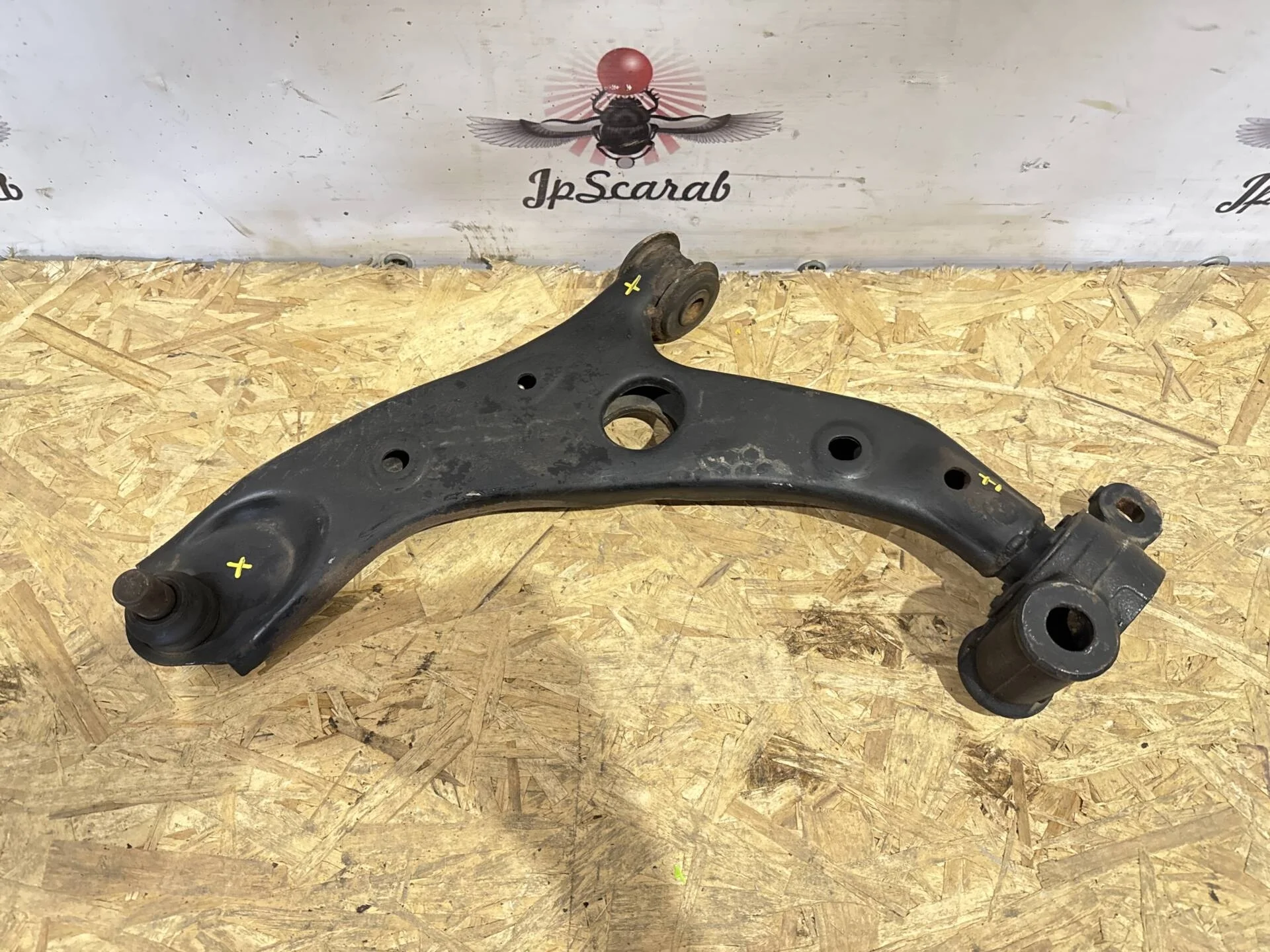 Рычаг передний левый Mazda 3 BM