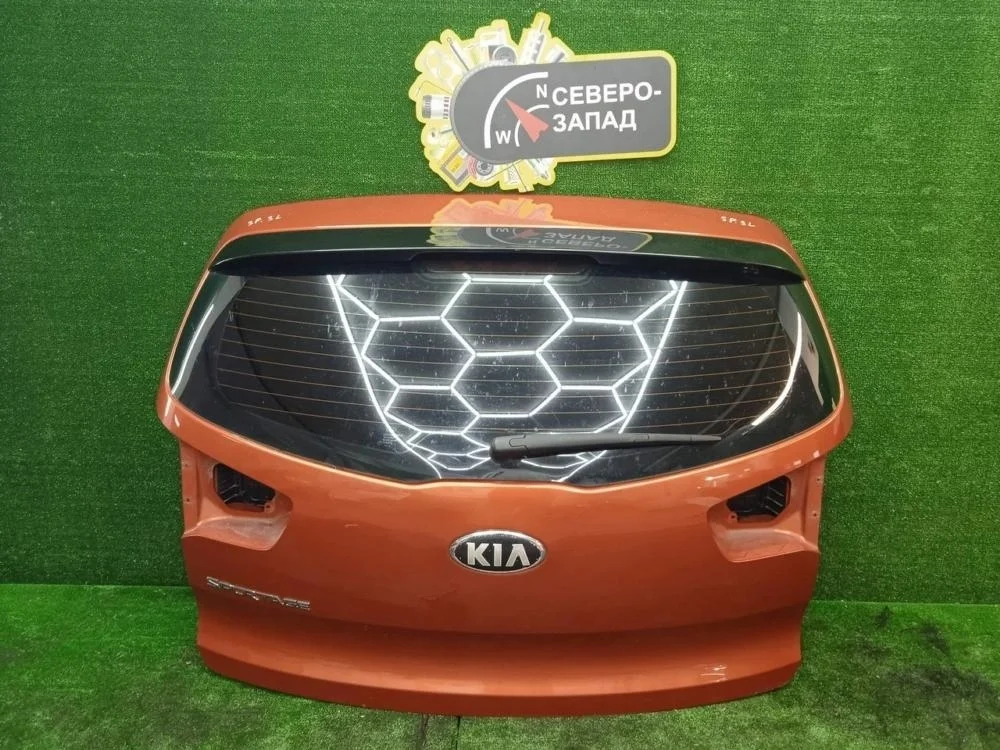 Крышка багажника Kia Sportage 2011 737003U010 SL G4KD