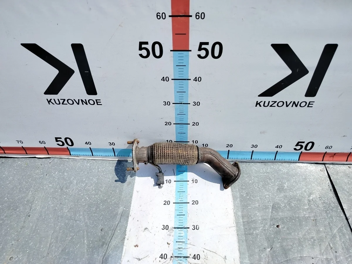 Приемная труба глушителя Hyundai Elantra Avante 2022 CN7