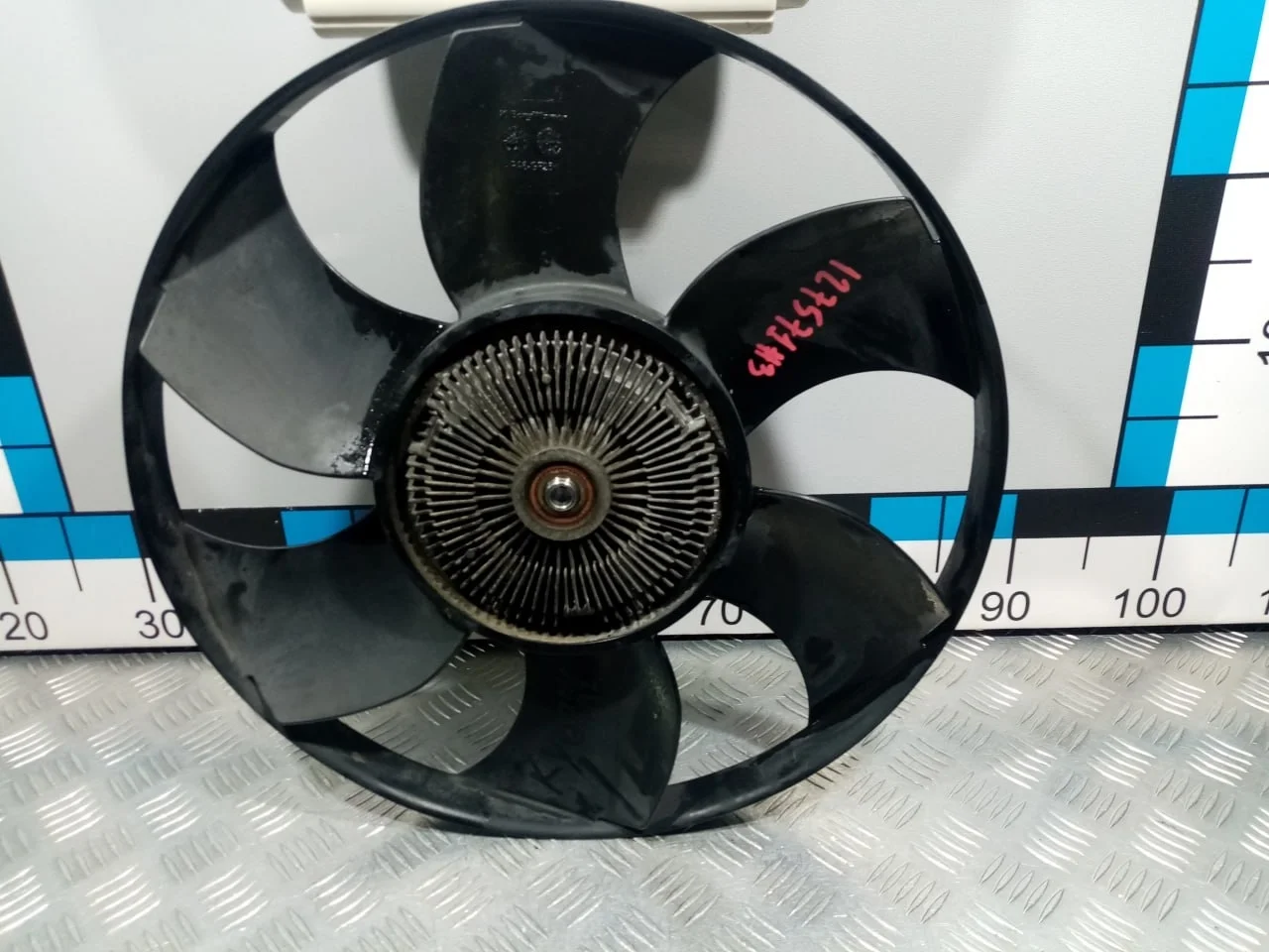 [Б/У] Вентилятор охлаждения [Код: 00636500 ]