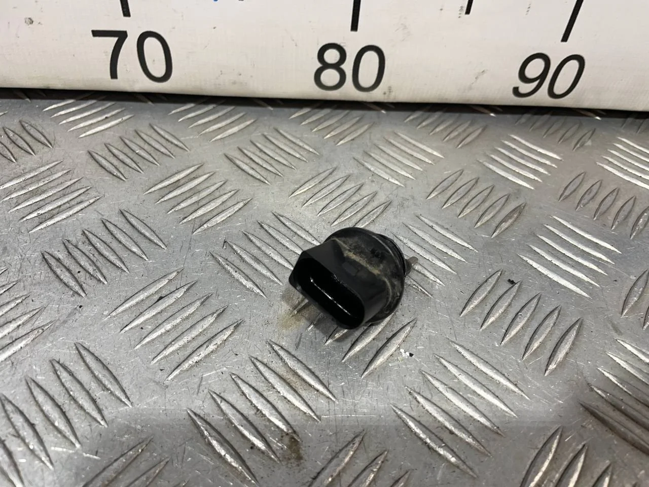 [Б/У] Датчик уровня жидкости в бачок омывателя [Код: 00637840 ]