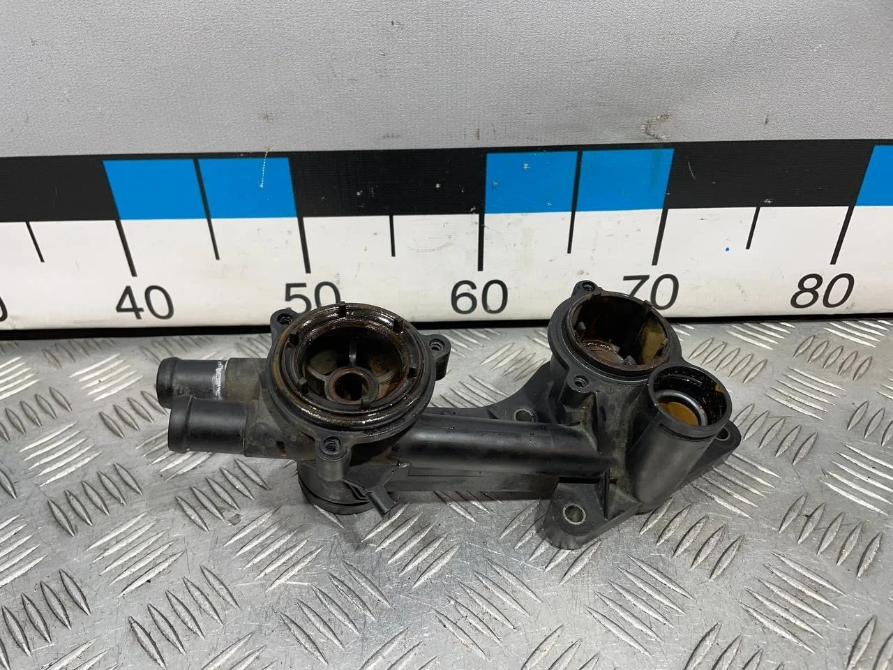 [Б/У] Корпус термостата [Код: 00636574 ]