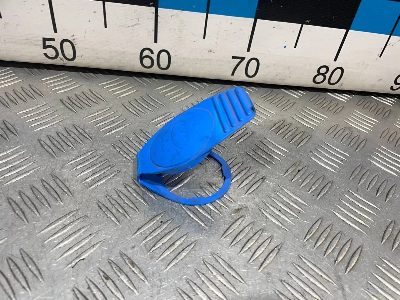 [Б/У] Крышка бачка омывателя VAG [Код: 00636923 ]