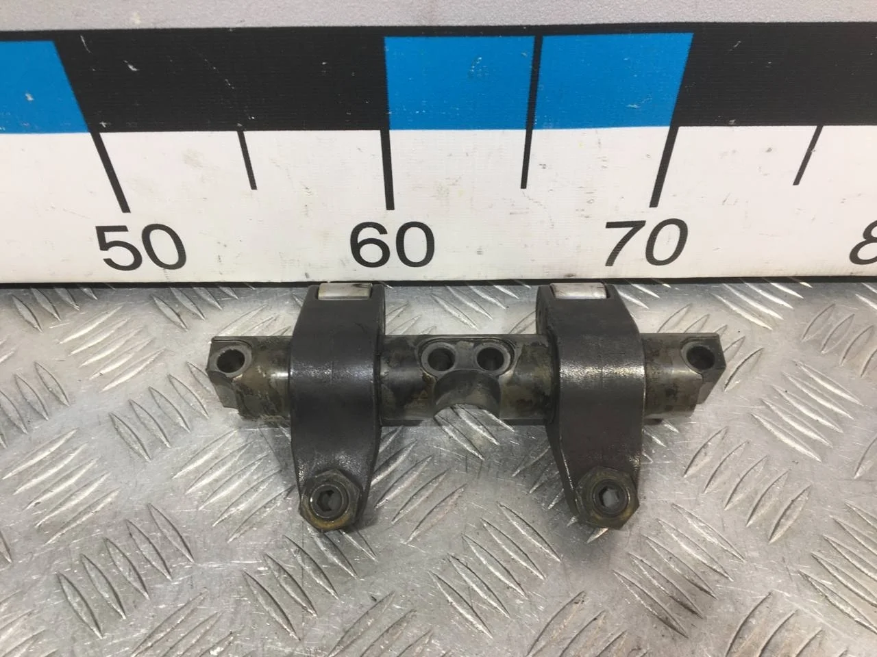 [Б/У] Ось коромысел [Код: 00638149 ]