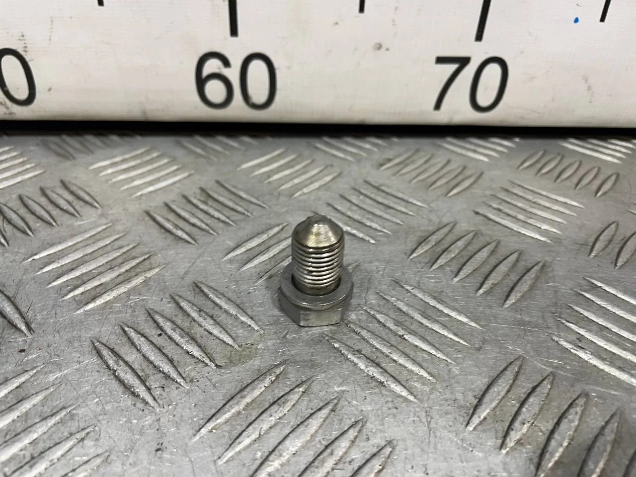 [Б/У] Пробка маслянного поддона [Код: 00636593 ]