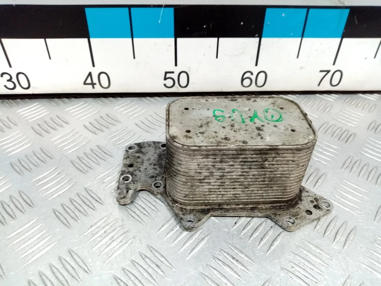 [Б/У] Радиатор масляный [Код: 00637772 ]