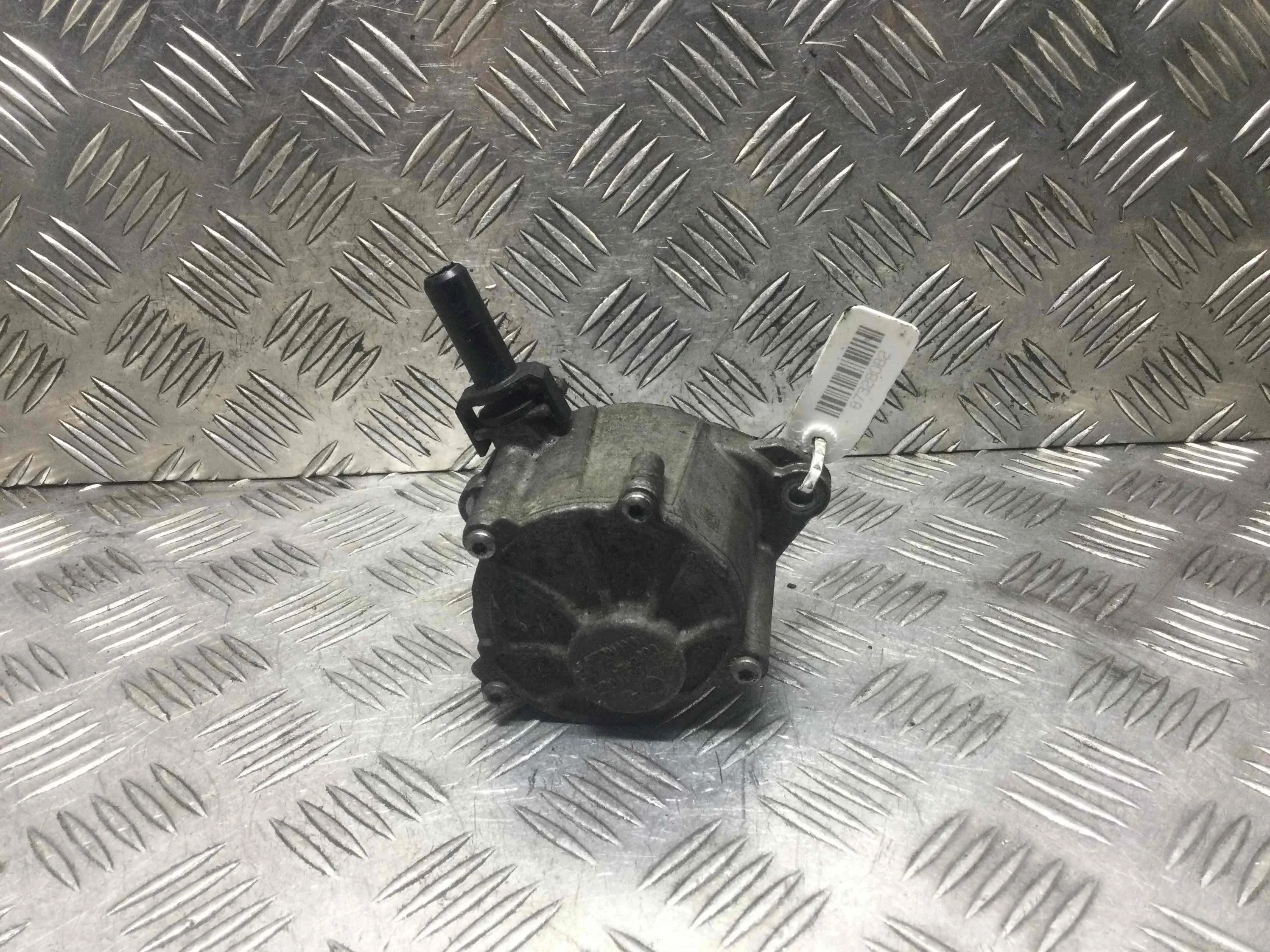 Насос вакуумный Mercedes Sprinter Sprinter II (w906) 2006 - 2017 дизель 2.2 CDI Механика Микроавтобус