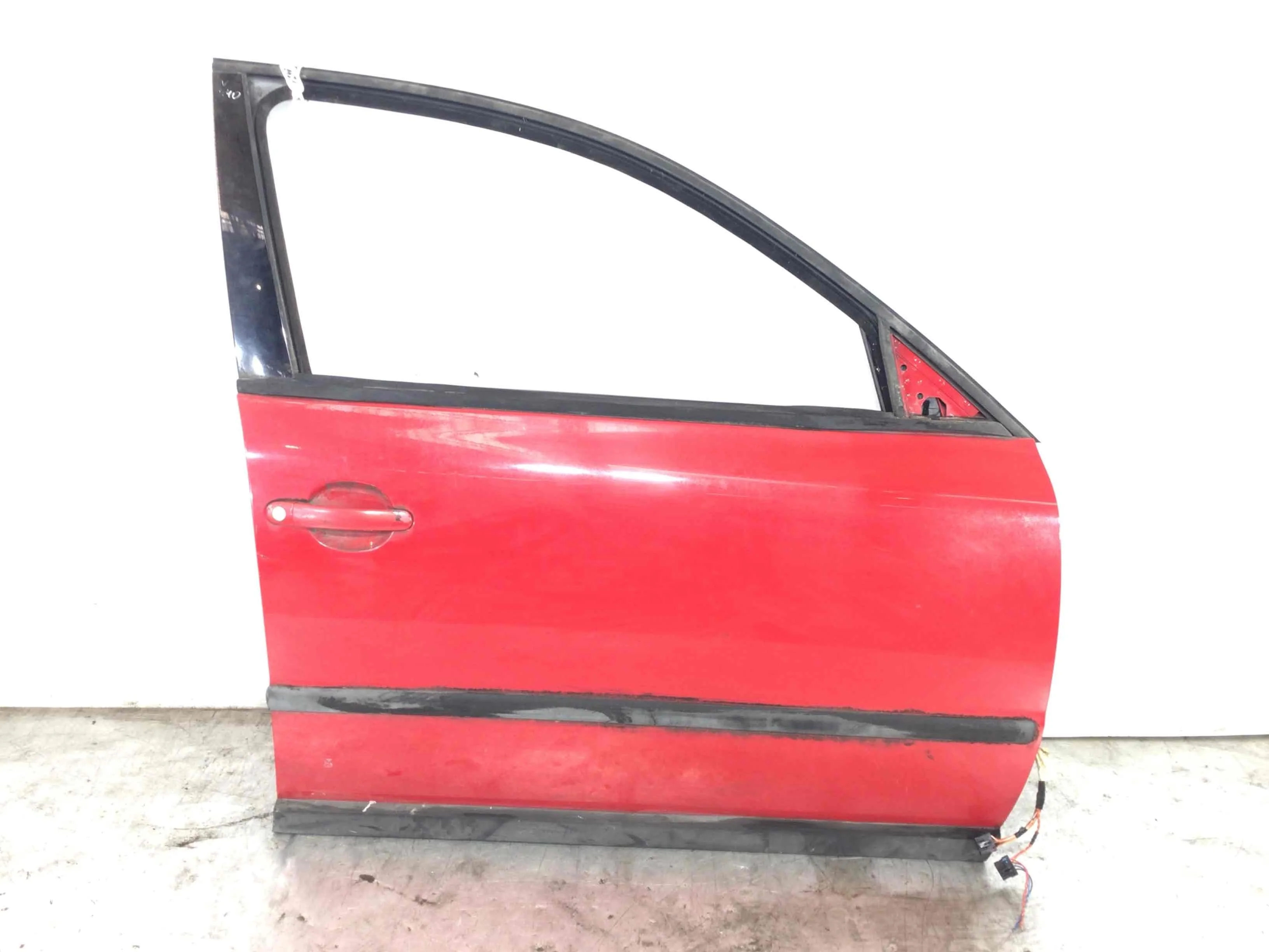 Дверь передняя правая Volkswagen Passat B5 (1996-2000) бензин 1.8 i Механика Универсал