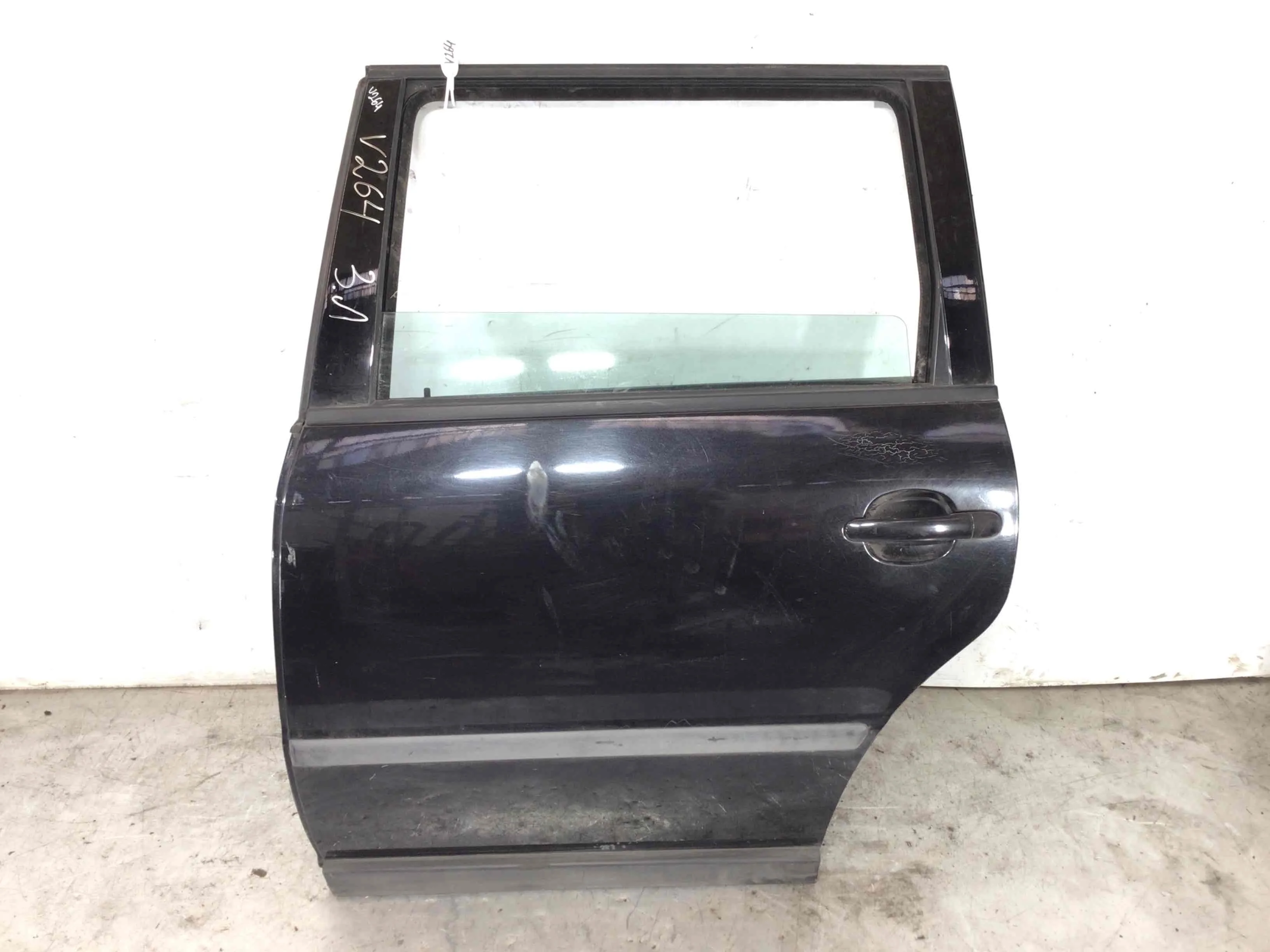 Дверь задняя левая Volkswagen Passat B5 (1996-2000) бензин 1.6 i Механика Универсал