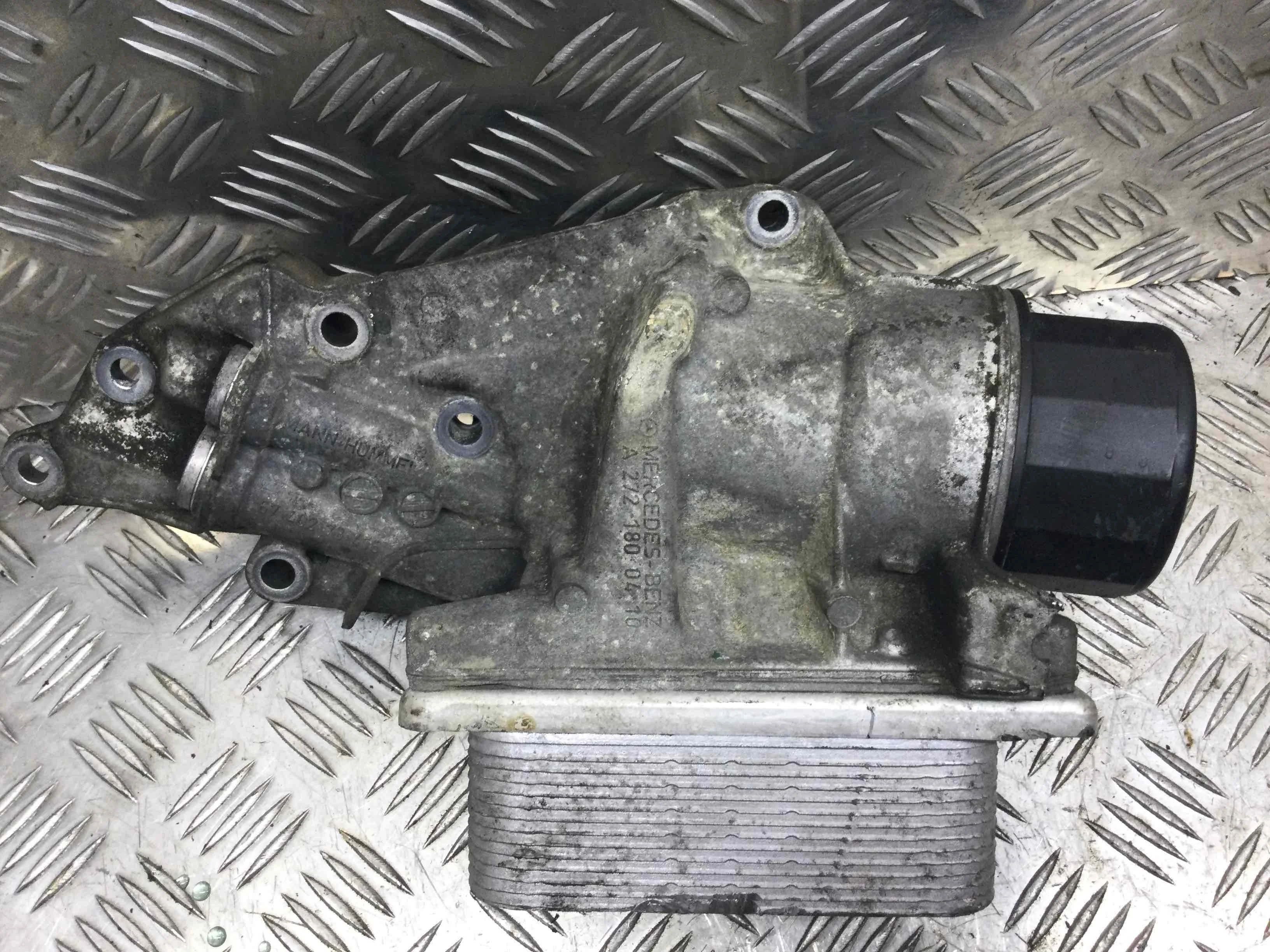 Корпус масляного фильтра Mercedes C-klasse W203/S203/CL203 [рестайлинг] (2004-2007) бензин 3.0 i Автомат Седан