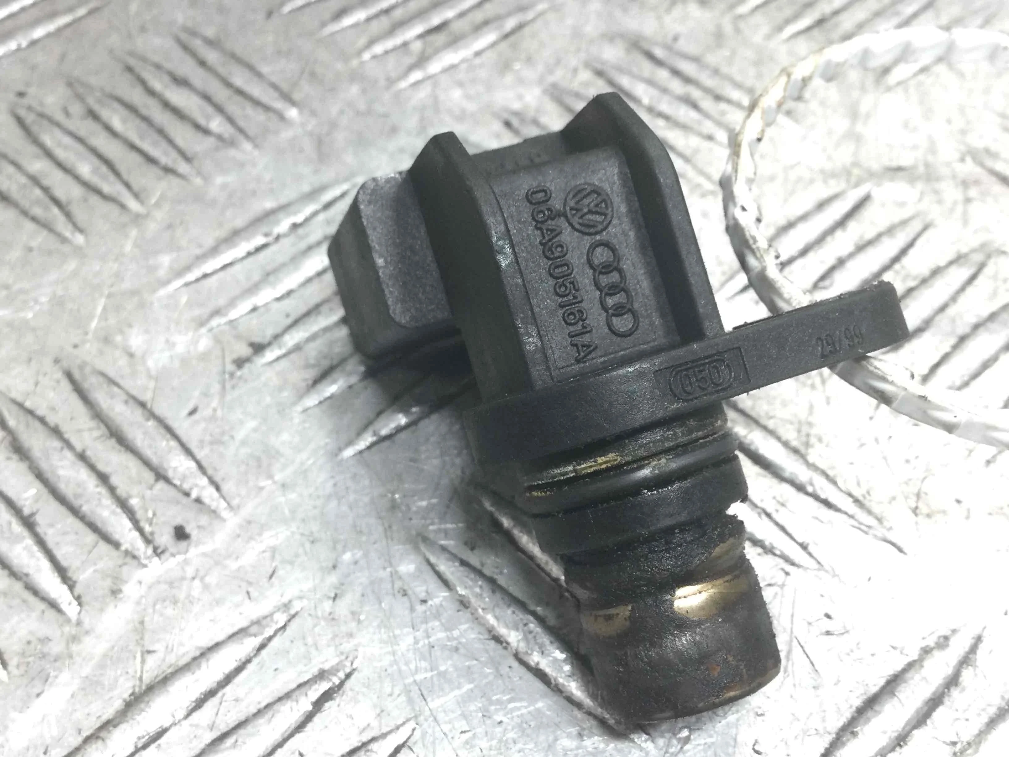 Датчик распредвала SEAT Toledo 2 поколение (1998-2004) бензин 2.3 i Механика Седан