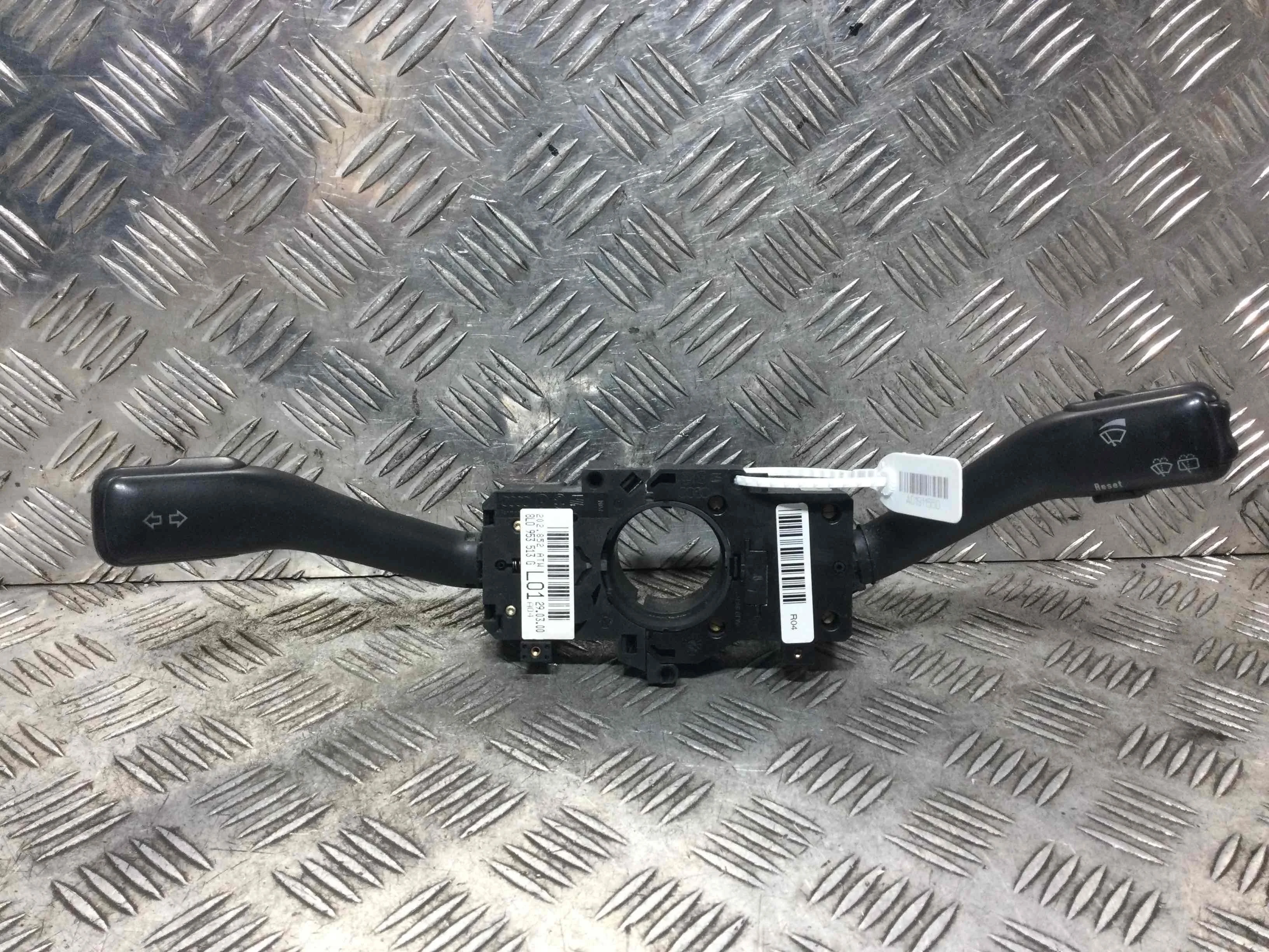 Переключатель подрулевой (стрекоза) Volkswagen Passat B5 (1996-2000) бензин 1.6 i Механика Универсал